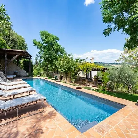 - Luxury Retreat With Pool, Umbria *