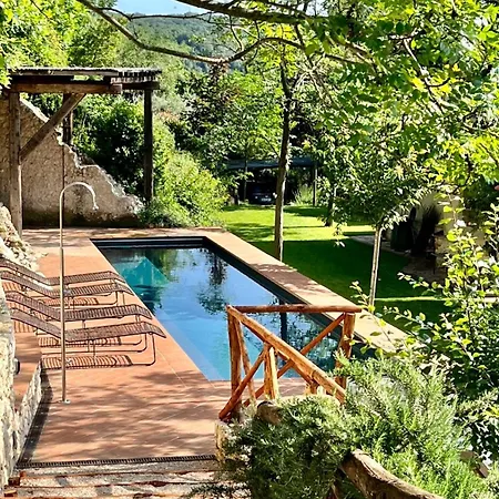 - Luxury Retreat With Pool, Umbria Vila Amelia