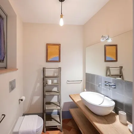 Vila - Luxury Retreat With Pool, Umbria Amelia